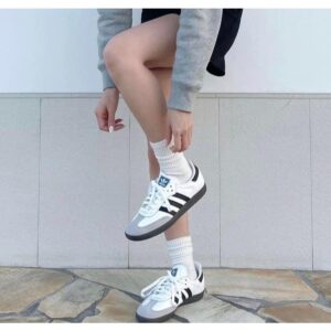 Giày Adidas Samba Classic trắng phù hợp unisex